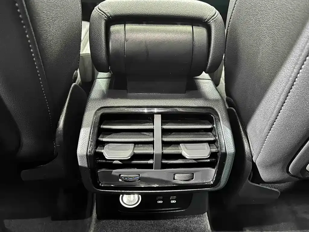 Audi Q3 Sportback 2021 из CN, фото 8