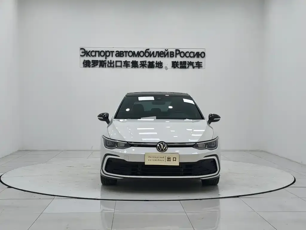 Volkswagen Golf 2022 из CN, фото 2