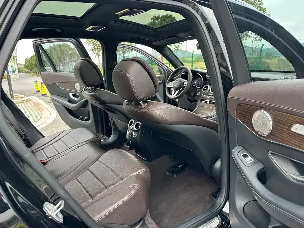 Mercedes-Benz GLC 2022 из CN, фото 10