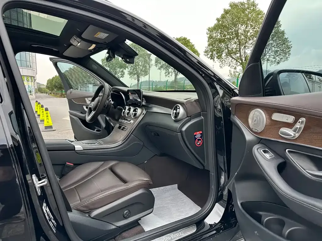 Mercedes-Benz GLC 2022 из CN, фото 8
