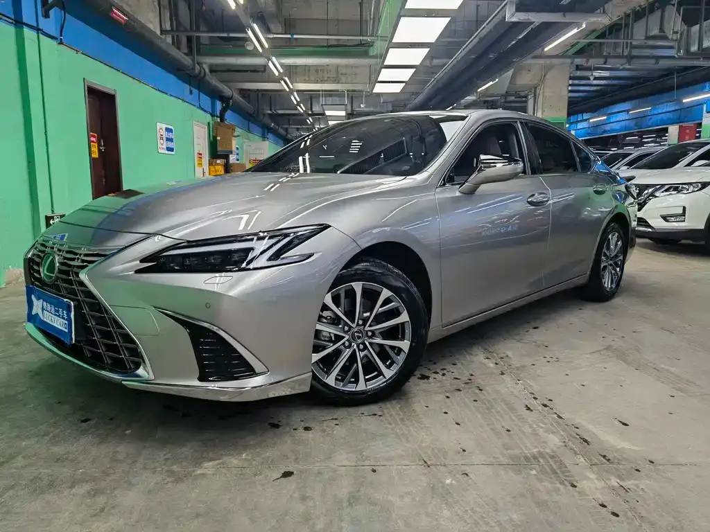 Lexus ES 2025 из CN, фото 1