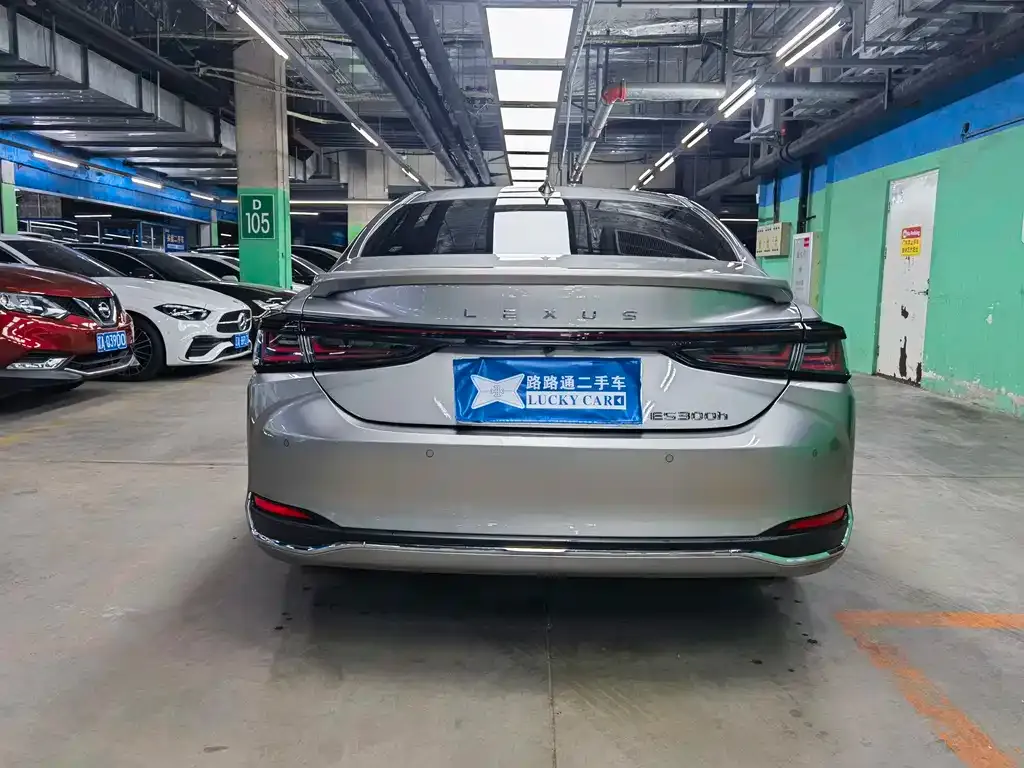 Lexus ES 2025 из CN, фото 5