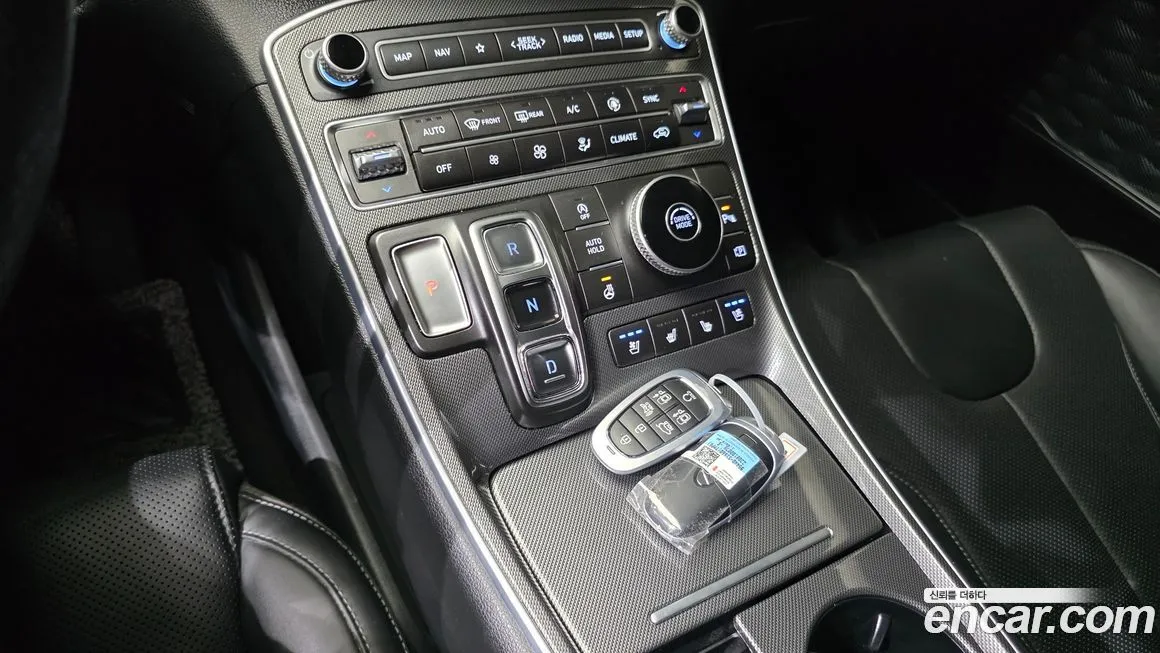 Hyundai Santafe — фото 9