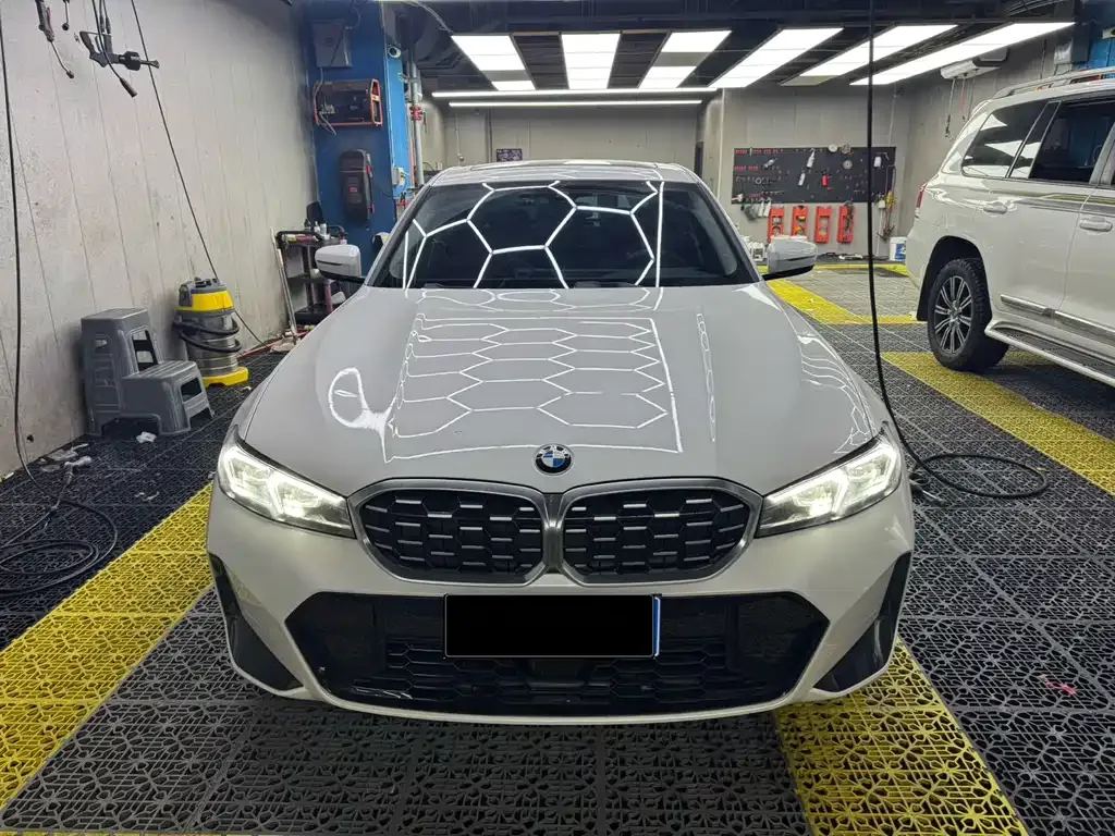 BMW 3 Series 2025 из CN, фото 2