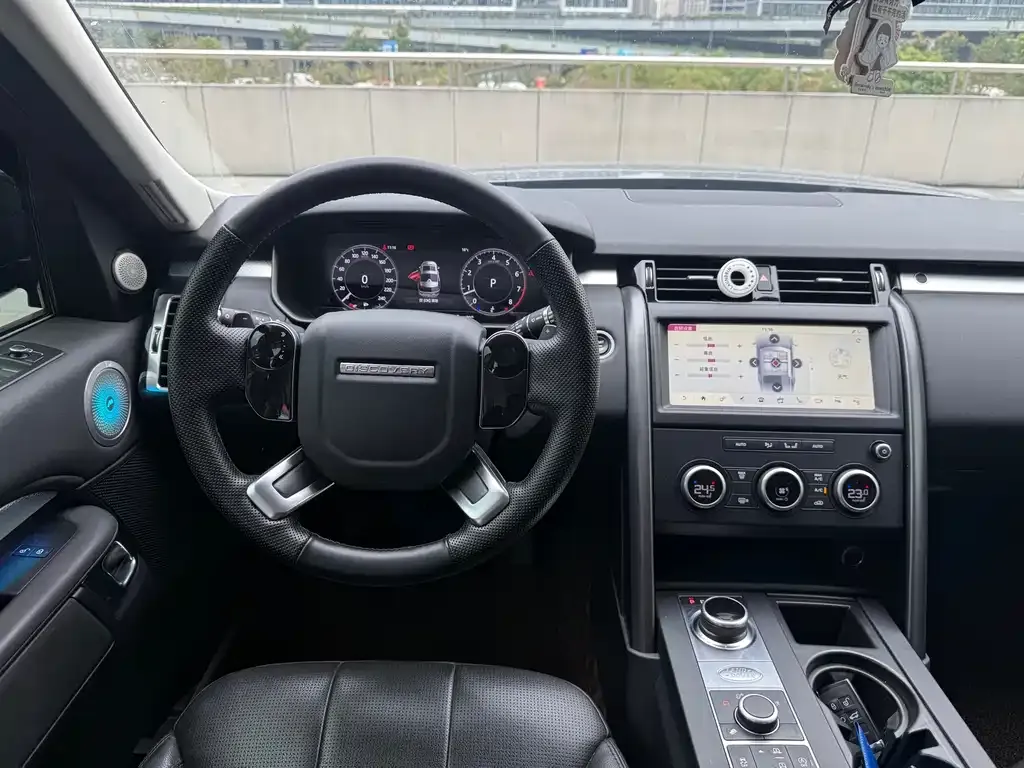Land Rover Discovery — фото 10