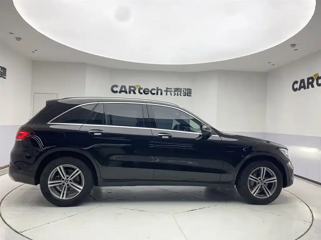 Mercedes-Benz GLC — фото 4
