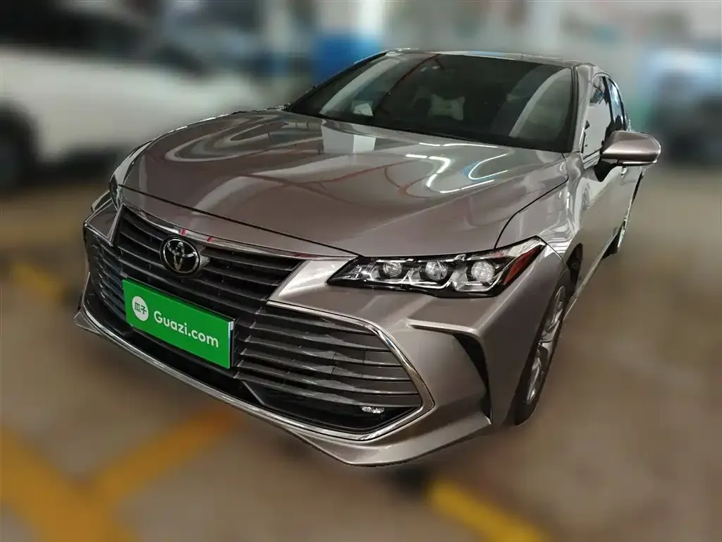 Toyota Avalon 2022 из CN, фото 2