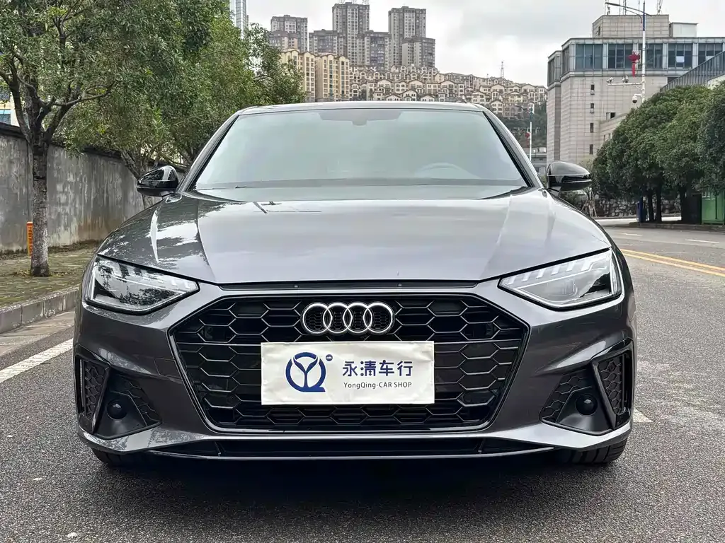 Audi A4L 2023 из CN, фото 2