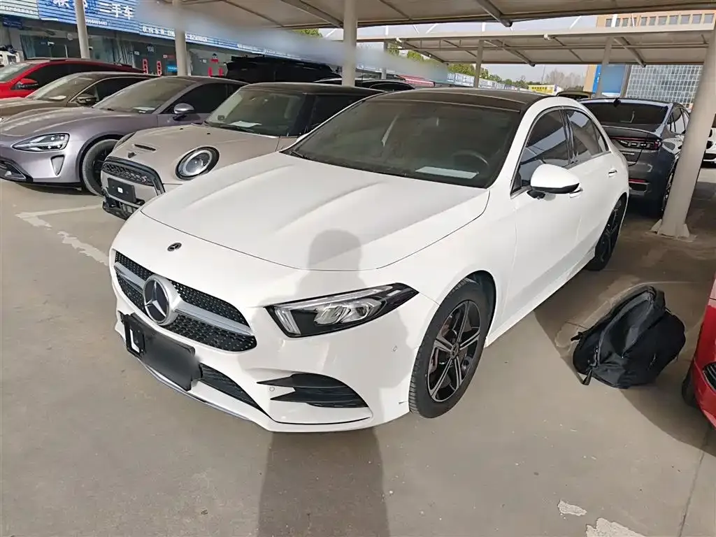 Mercedes-Benz A-Class 2023 из CN, фото 1