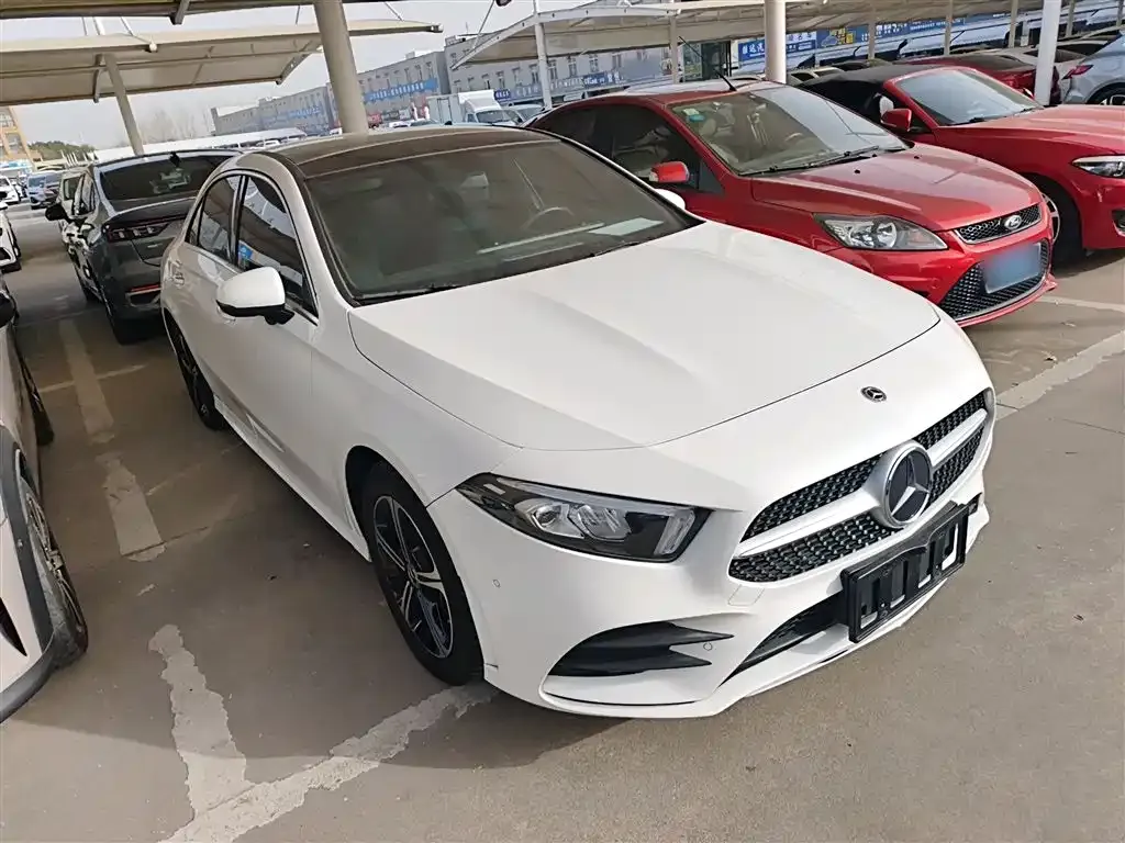 Mercedes-Benz A-Class 2023 из CN, фото 4