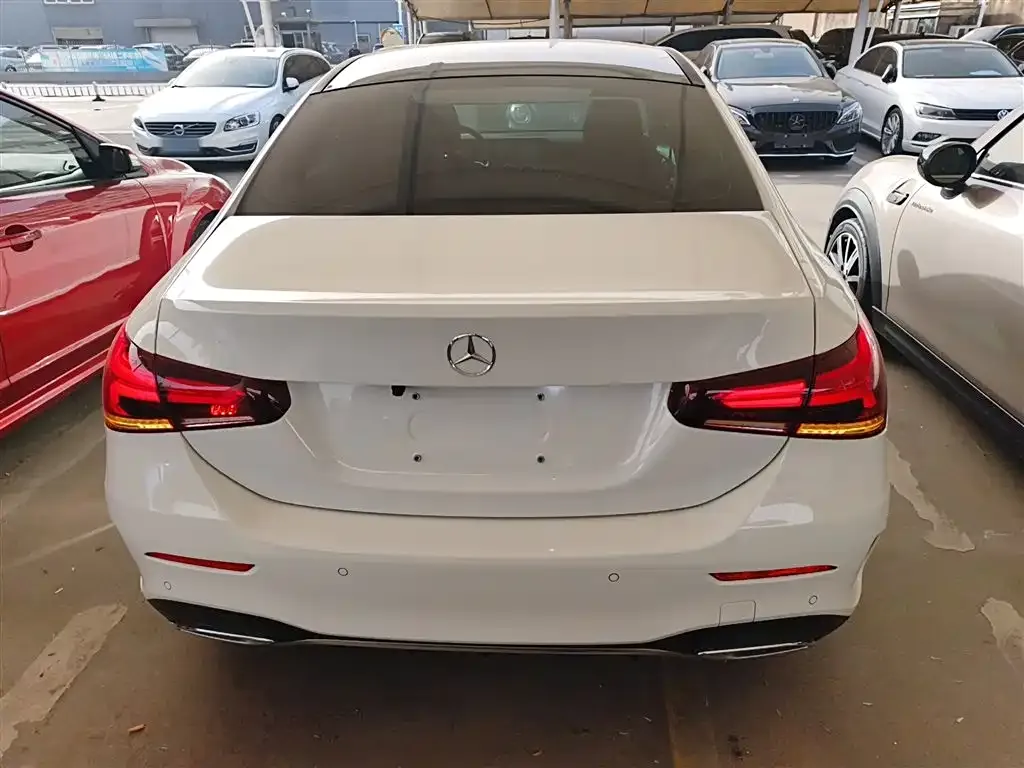 Mercedes-Benz A-Class 2023 из CN, фото 6