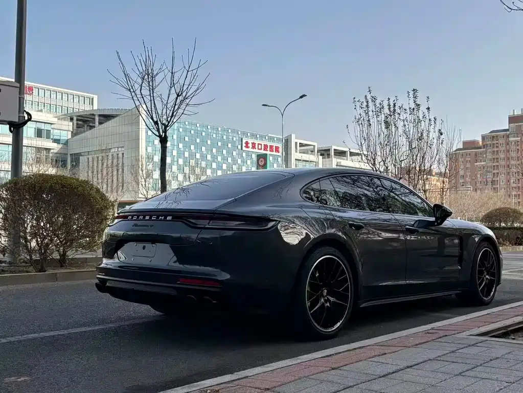 Porsche Panamera Hybrid — фото 4