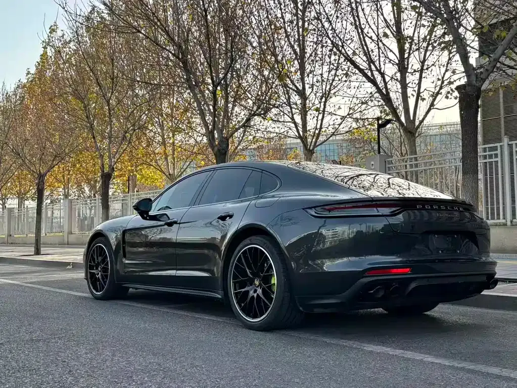 Porsche Panamera Hybrid — фото 6