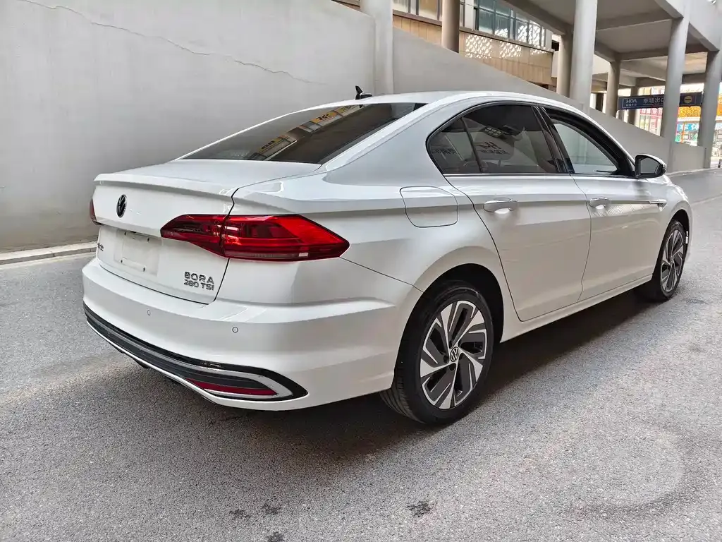 Volkswagen Bora 2023 из CN, фото 7