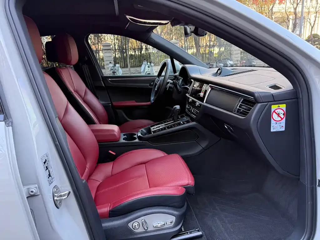 Porsche Macan 2023 из CN, фото 10