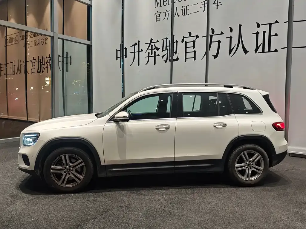 Mercedes-Benz GLB 2023 из CN, фото 4