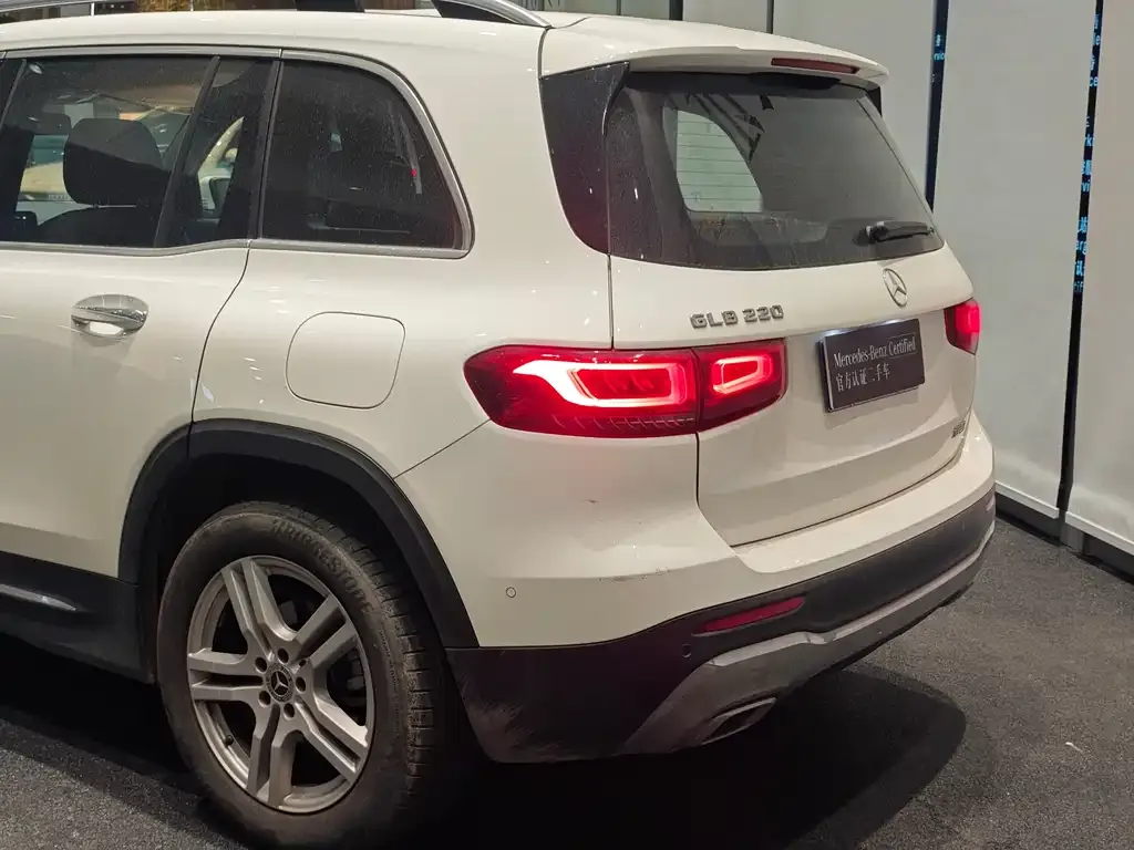 Mercedes-Benz GLB 2023 из CN, фото 8