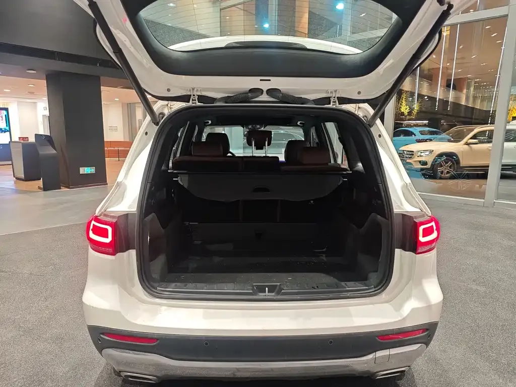 Mercedes-Benz GLB 2023 из CN, фото 9