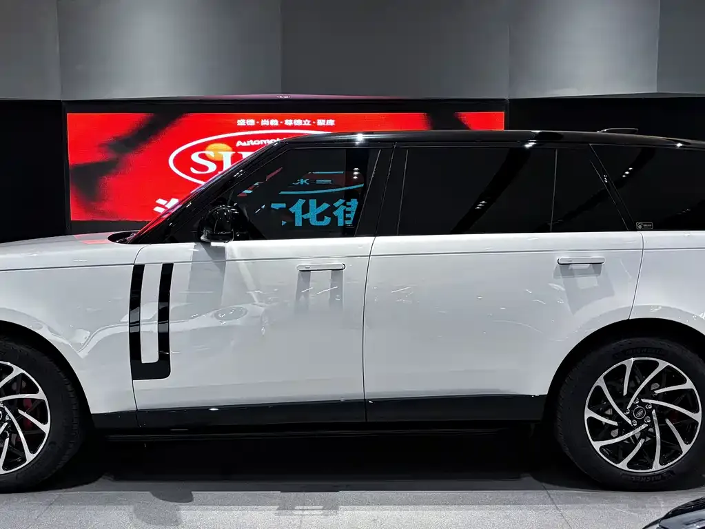 Land Rover Range Rover 2023 из CN, фото 3