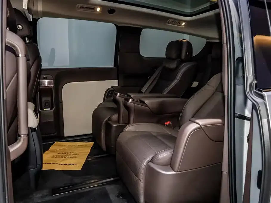 Li Auto MEGA 2024 из CN, фото 8
