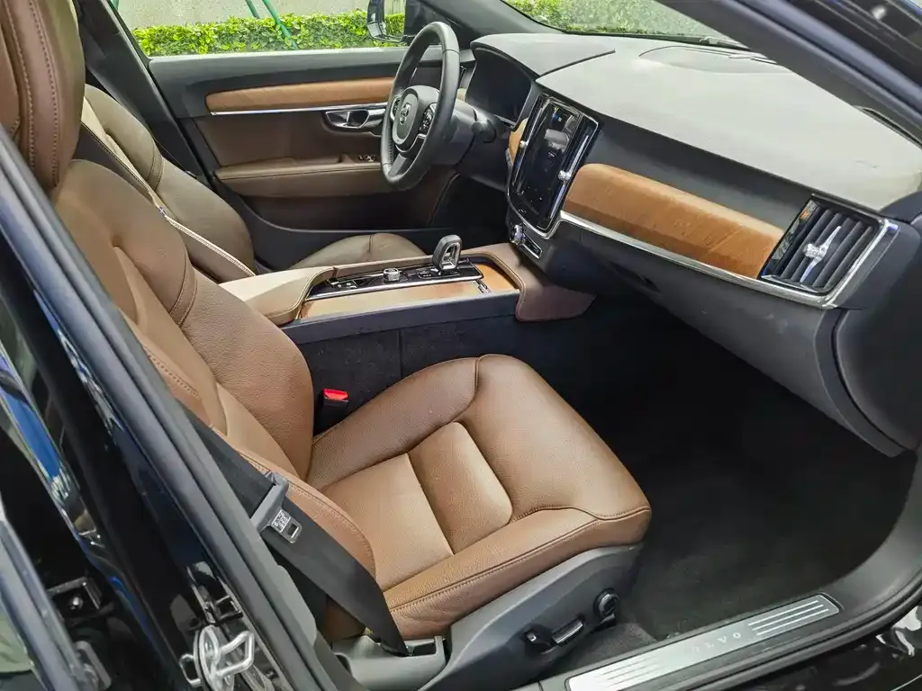 Volvo S90 — фото 10