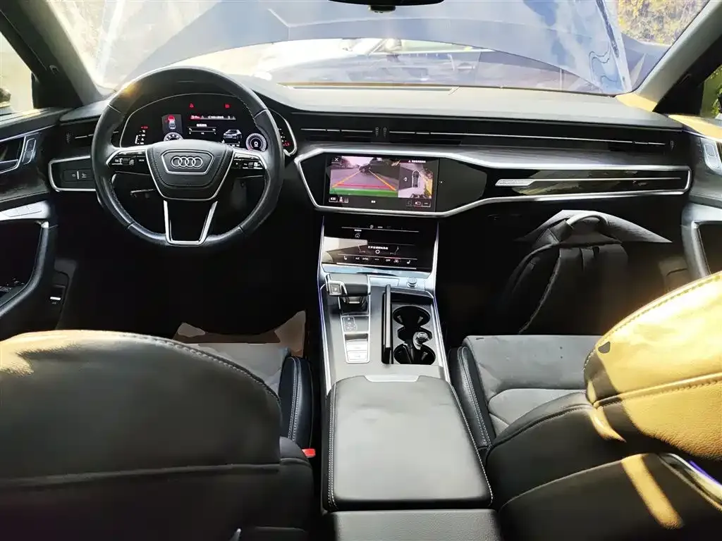 Audi A6L 2023 из CN, фото 10