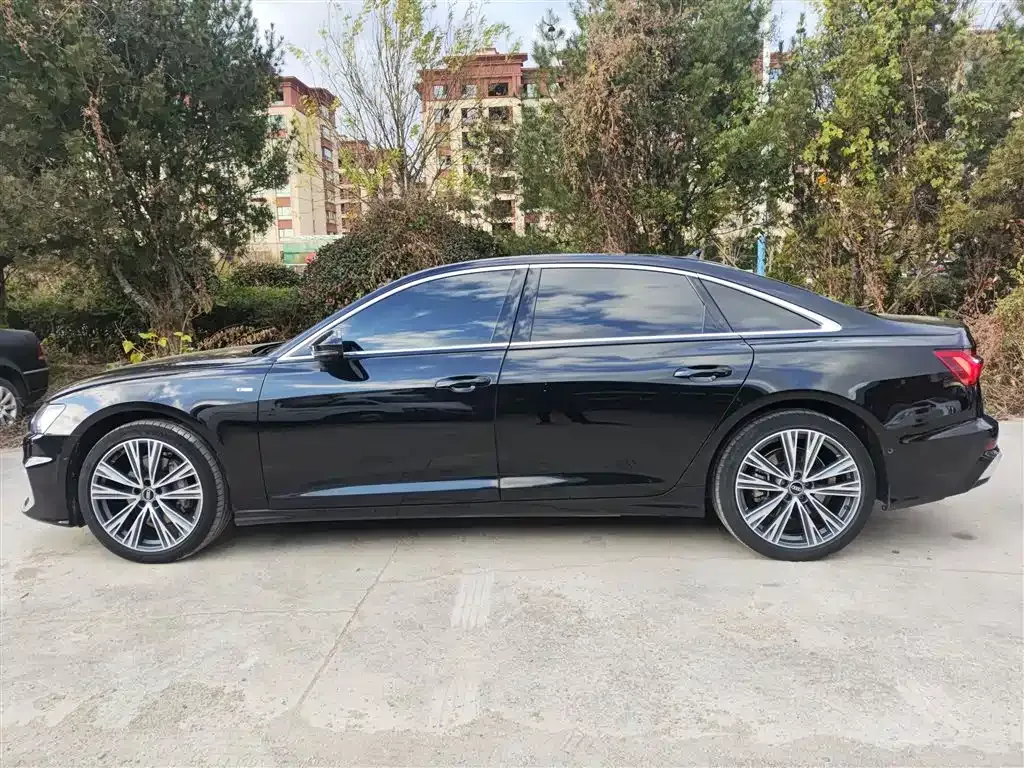 Audi A6L 2023 из CN, фото 5