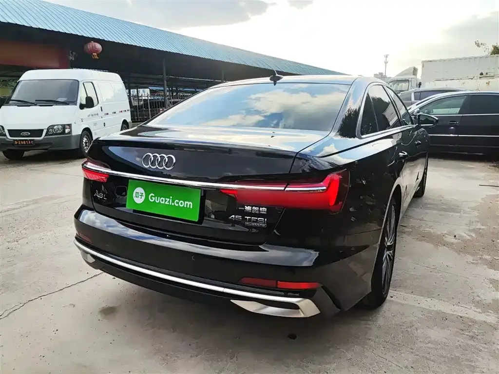 Audi A6L 2023 из CN, фото 7