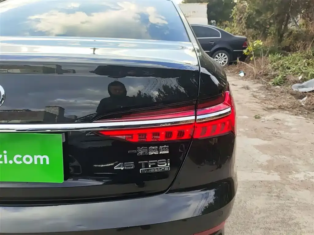 Audi A6L 2023 из CN, фото 8