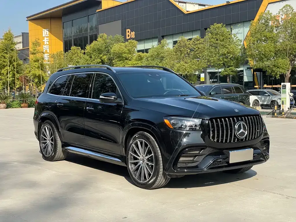 Mercedes-Benz GLS — фото 1