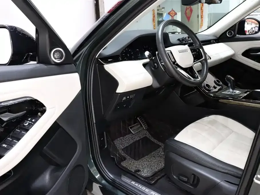 Land Rover Evoque — фото 9