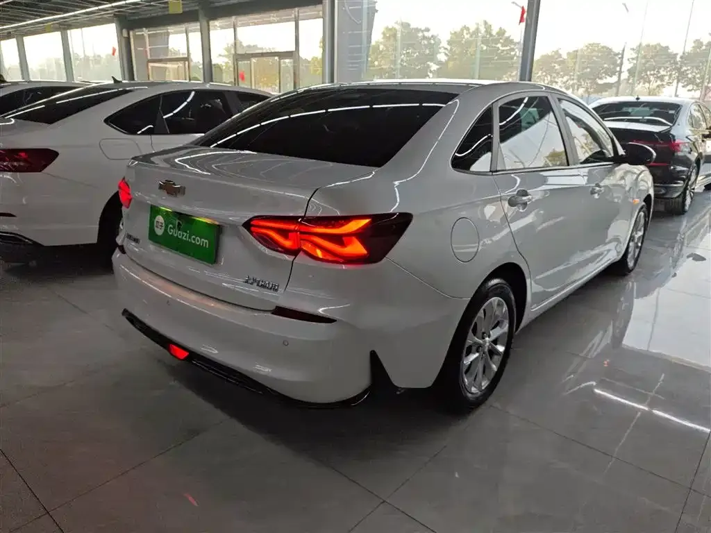 Chevrolet Monza 2025 из CN, фото 7