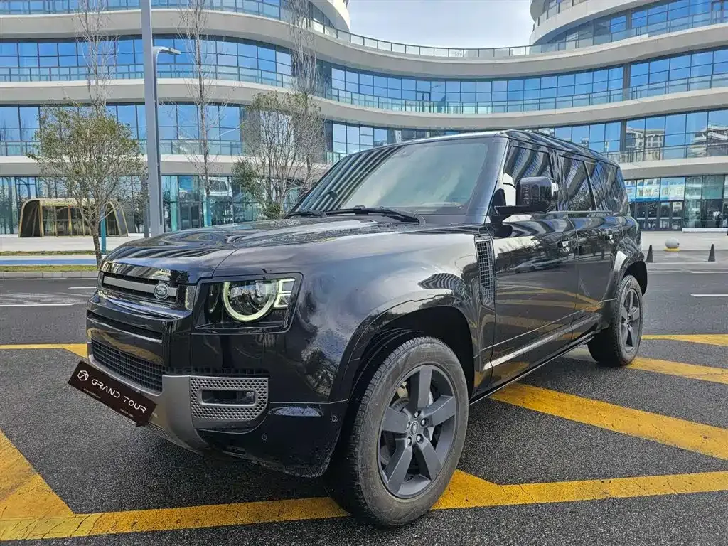 Land Rover Defender — фото 1