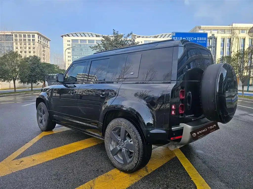 Land Rover Defender — фото 2