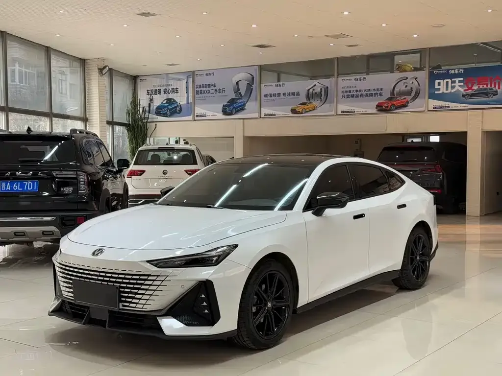 Changan UNI-V 2022 из CN, фото 1