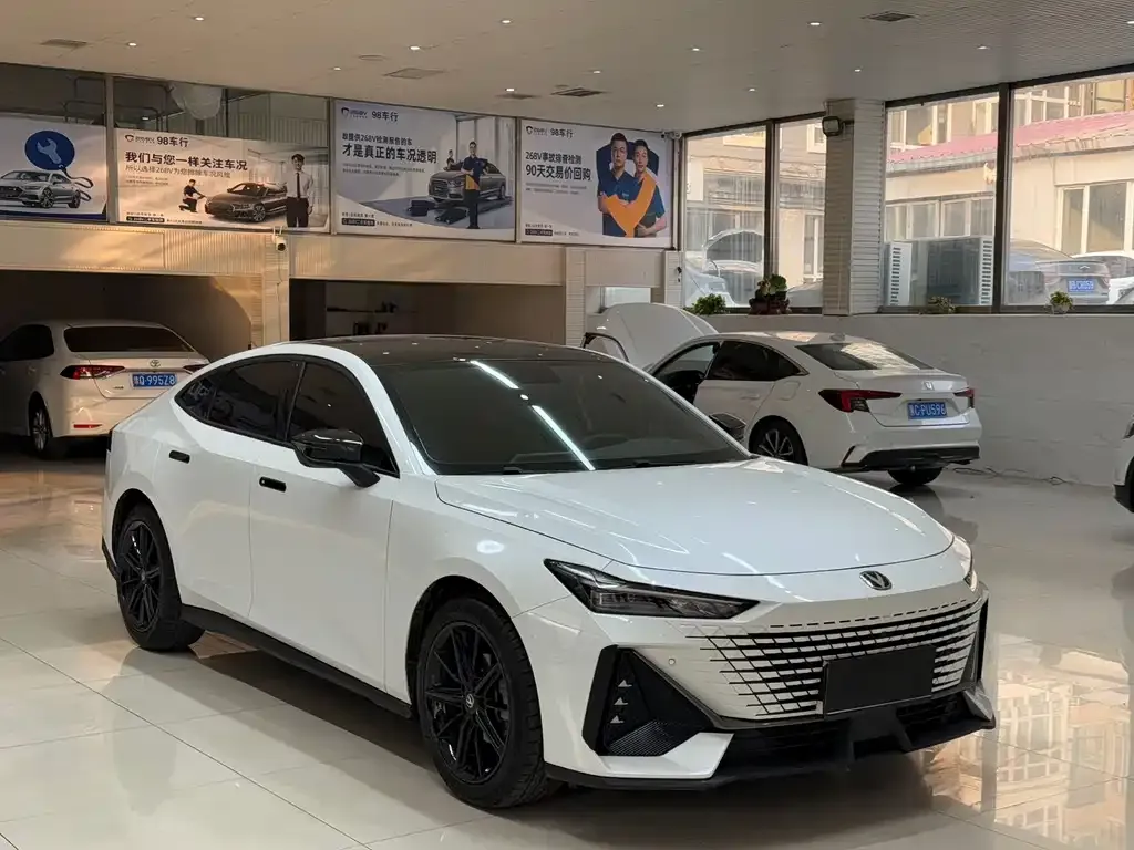 Changan UNI-V 2022 из CN, фото 3