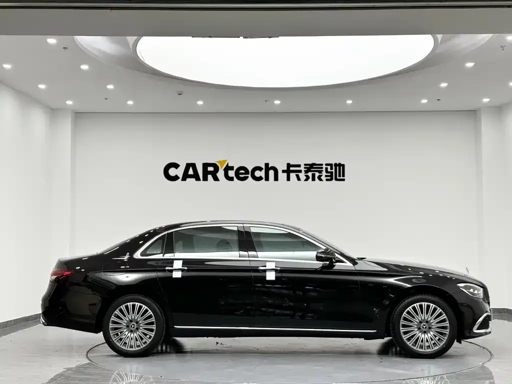 Mercedes-Benz E-Class 2022 из CN, фото 4