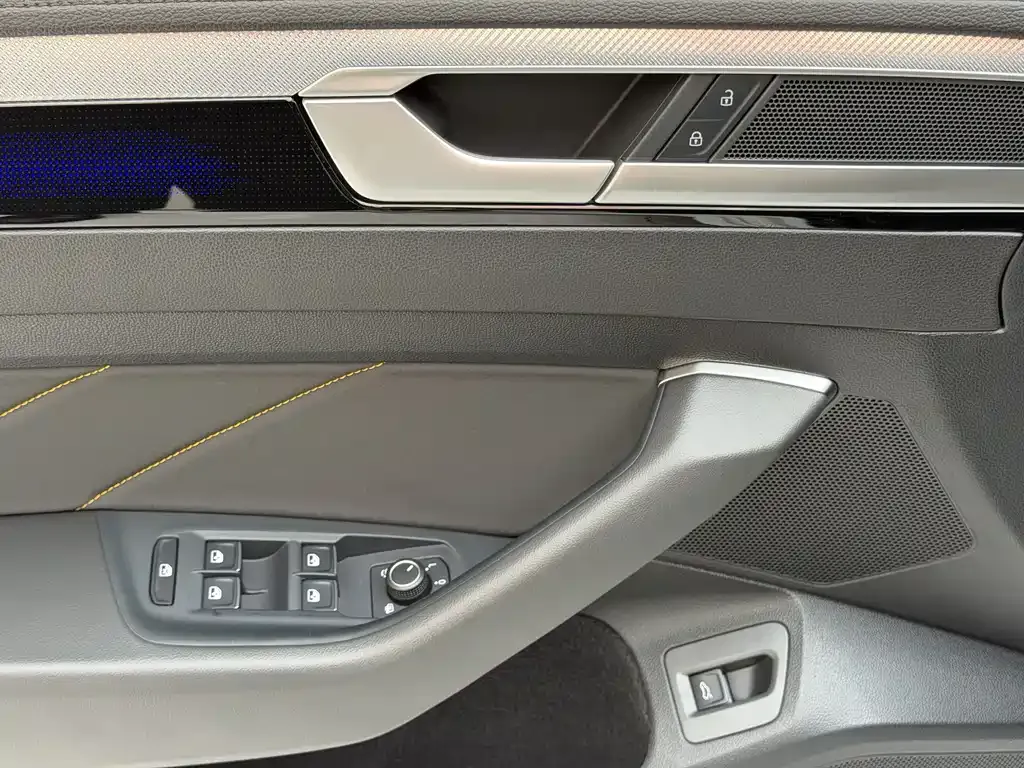 Volkswagen CC 2025 из CN, фото 10