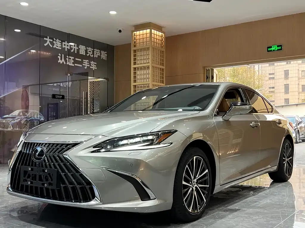 Lexus ES 2024 из CN, фото 1