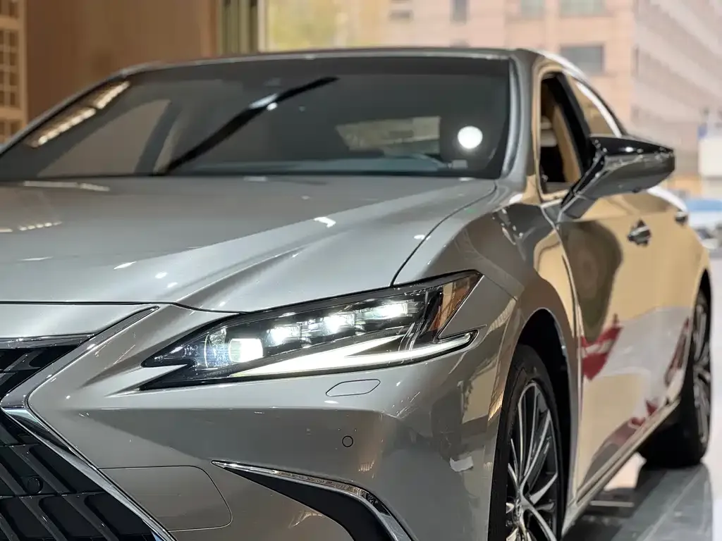 Lexus ES 2024 из CN, фото 10