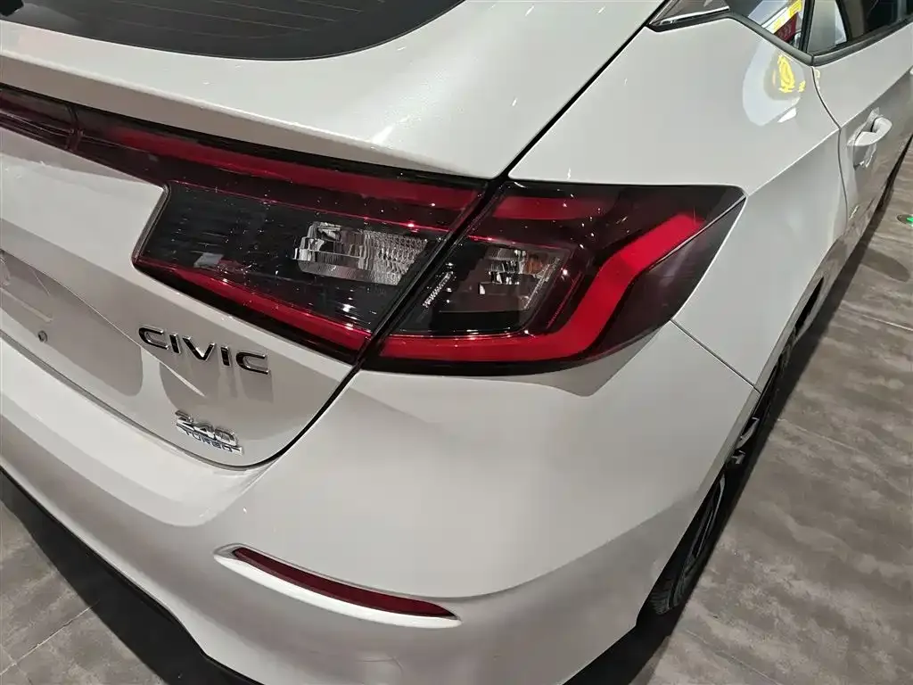 Honda Civic 2023 из CN, фото 8