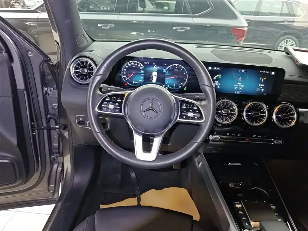Mercedes-Benz GLB 2021 из CN, фото 3