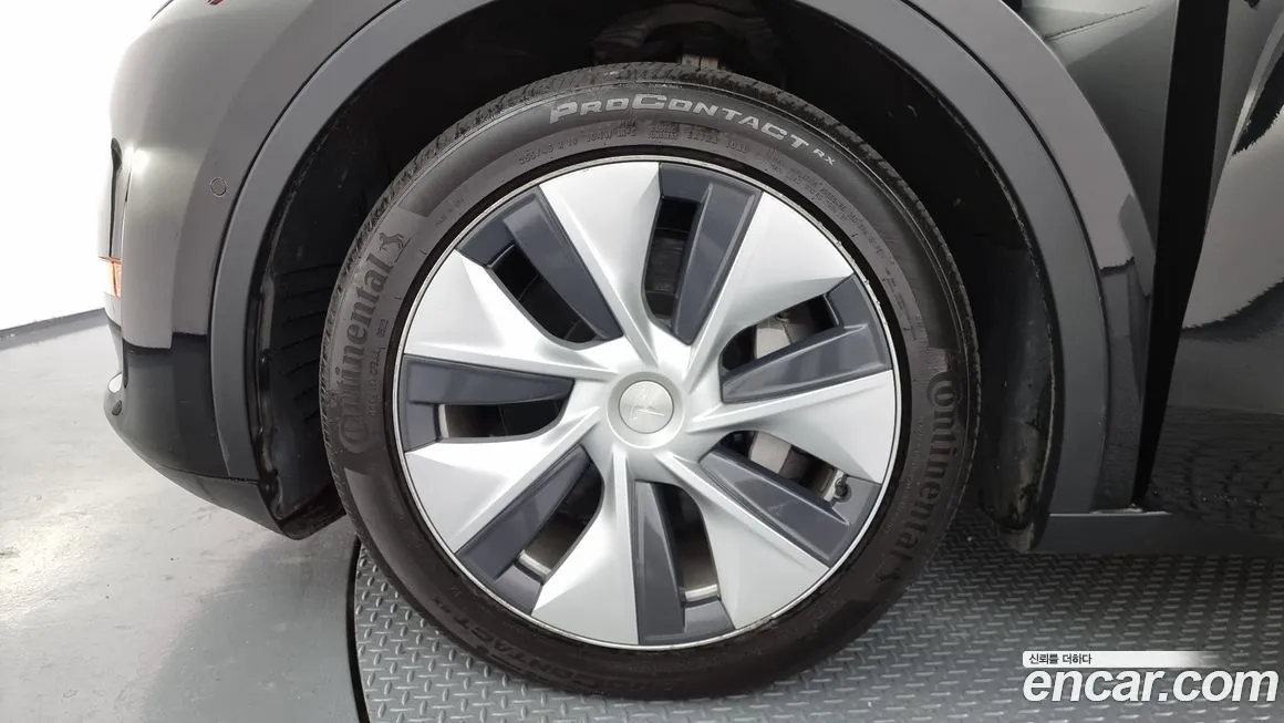 Tesla Model Y 2022 из KR, фото 5