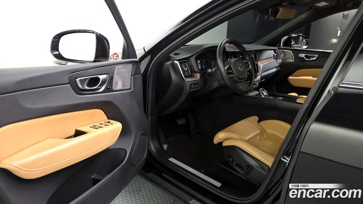 Volvo XC60 2021 из KR, фото 10