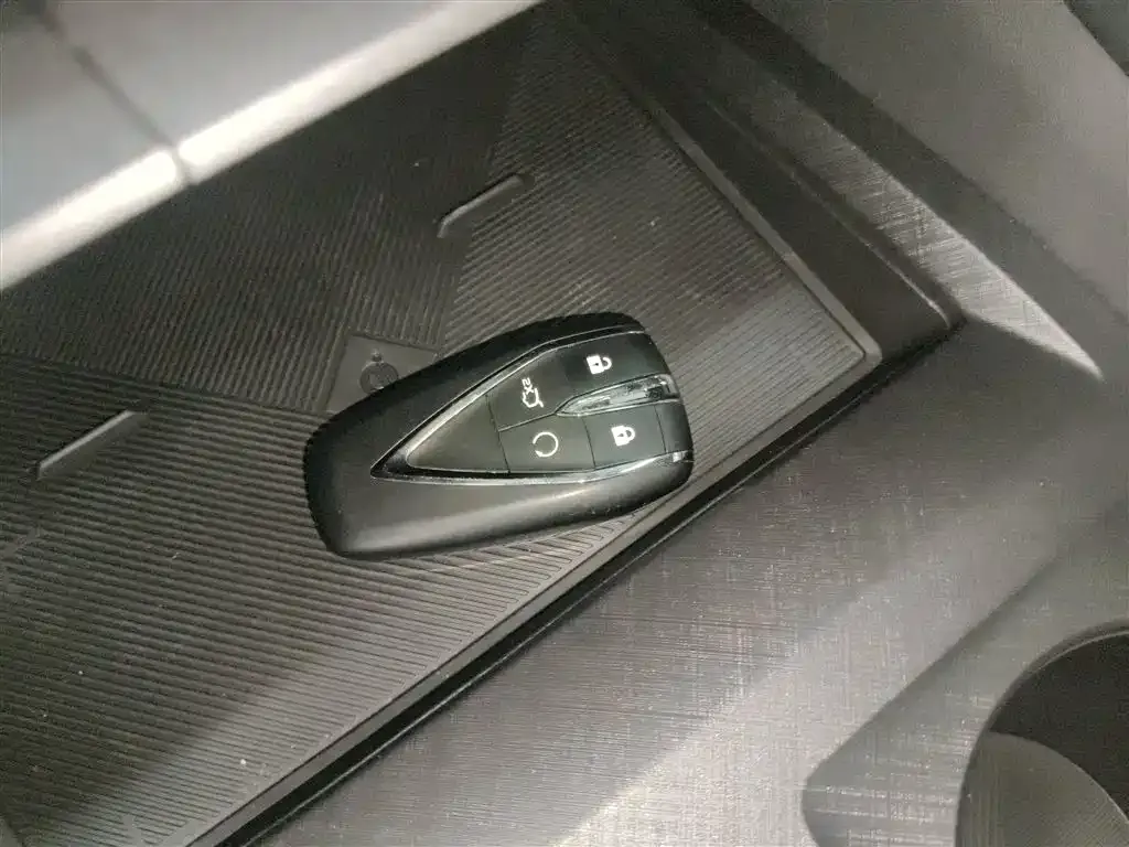 Changan UNI-V 2025 из CN, фото 9