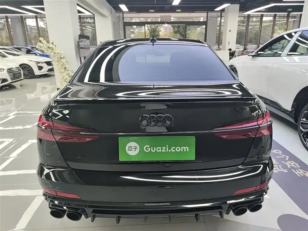 Audi A6L 2022 из CN, фото 6