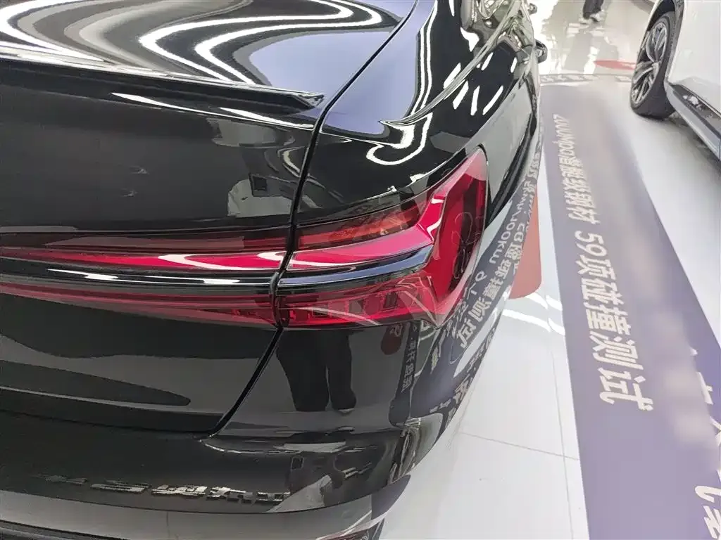 Audi A6L 2022 из CN, фото 8