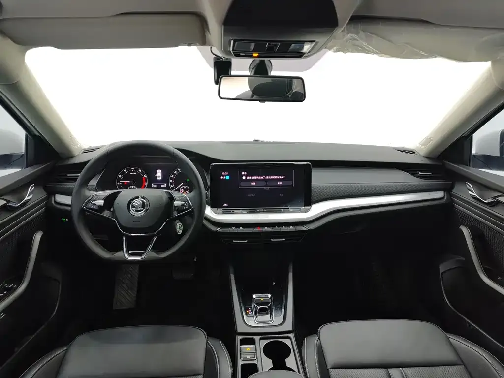 Skoda Octavia — фото 9
