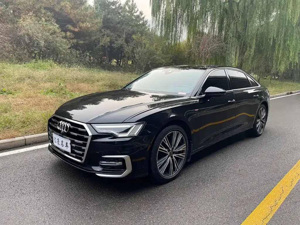 Audi A6L — фото 1