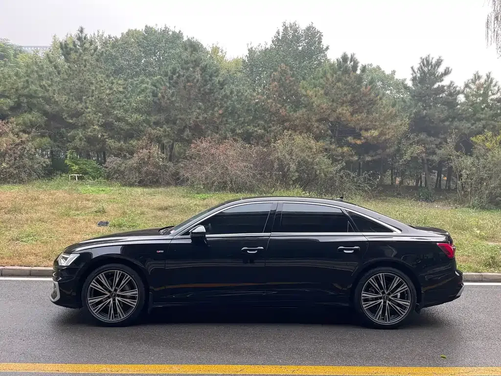 Audi A6L — фото 7